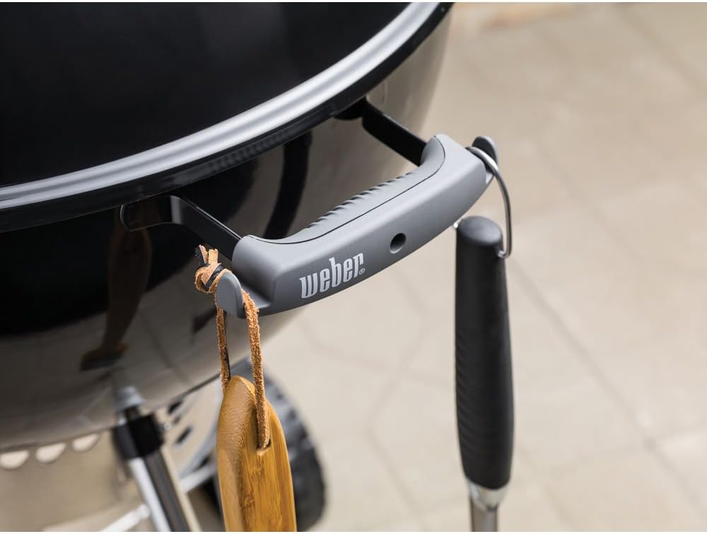 Weber Original Kettle Premium Charcoal Grill, 22-Inch, Black – Outdoor BBQ Grill with Built‑In Thermometer, Heat Control Dampers & One‑Touch™ Cleaning System