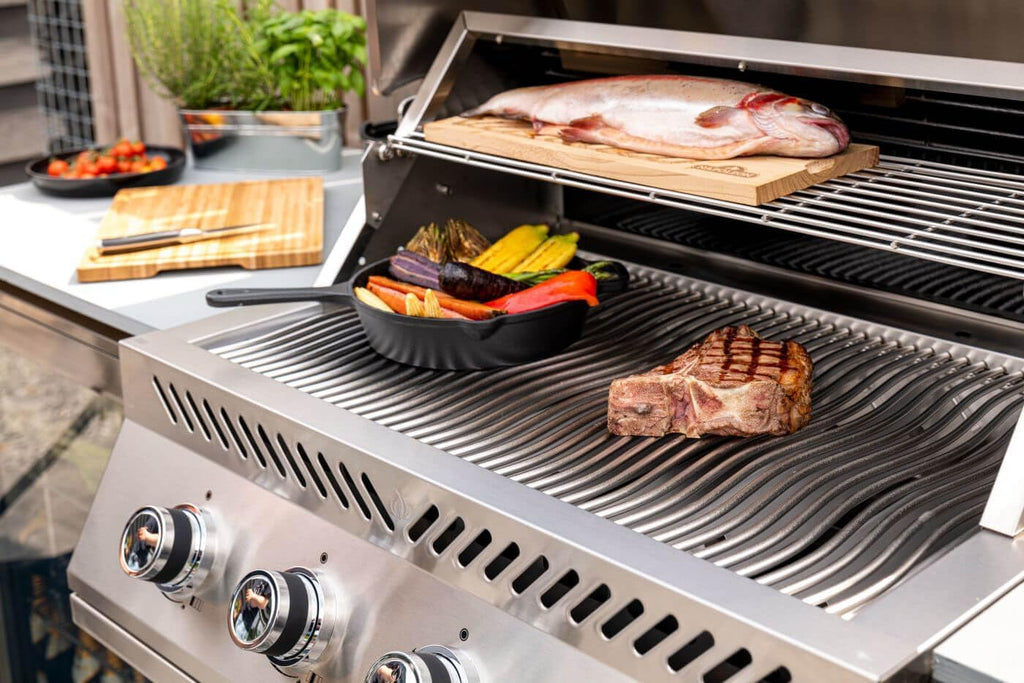 Napoleon Built-In 500 Series 32-Inch Built-In Gas Barbecue Grill Head - BI32NSS - Marine Grade Stainless Steel, Natural Gas, 4 Main Burners, 7.5 mm Stainless Steel Grids, Dual Level Stainless Steel Sear Plates