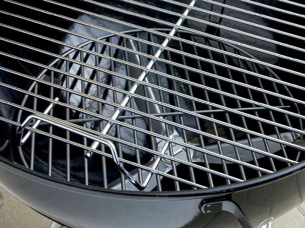 Weber Original Kettle Charcoal Grill, 18-Inch, Black – Classic Outdoor BBQ Grill with One‑Touch™ Cleaning System & Precise Temperature Control Dampers