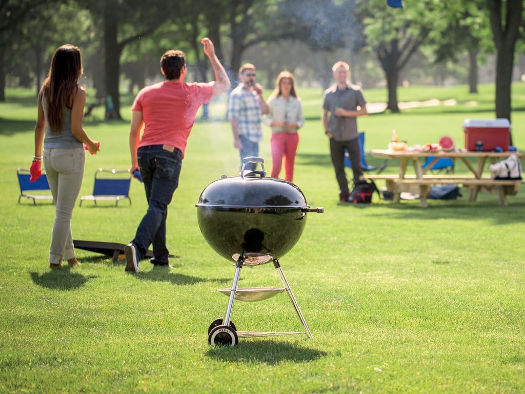 Weber Original Kettle Charcoal Grill, 22-Inch, Black – Classic Outdoor BBQ Grill with One‑Touch™ Cleaning System & Precise Temperature Control Dampers