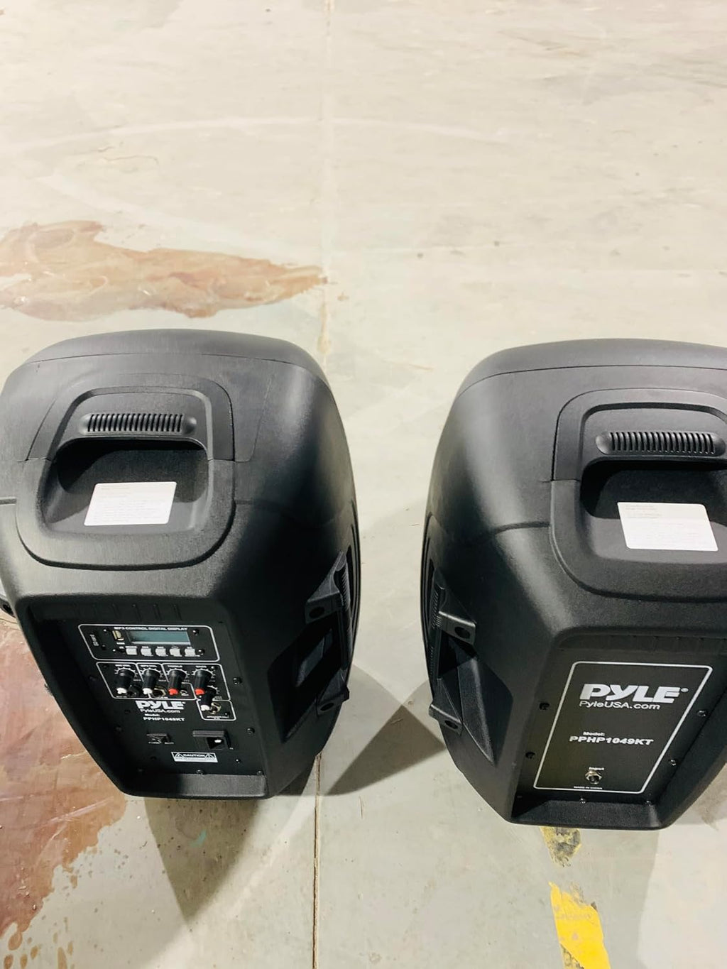 Pyle 10' Wireless Portable PA system - 1000W High Powered Bluetooth Compatible Active + Passive Pair Outdoor Sound Speakers w/ USB SD MP3 AUX - 35mm Mount, 2 Stands, Microphone, Remote - PPHP1049KT
