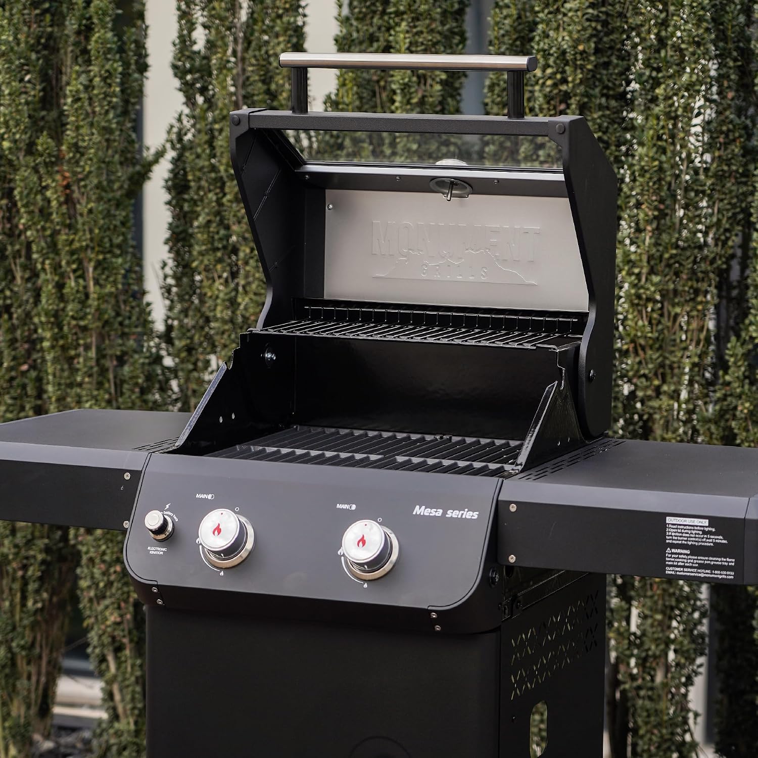 Monument Grills 2-Burner Foldable Stainless Steel Liquid Propane Gas Patio Garden Barbecue Grill with Clearview® Lid, Knob Control Mesa220 with BBQ Cover