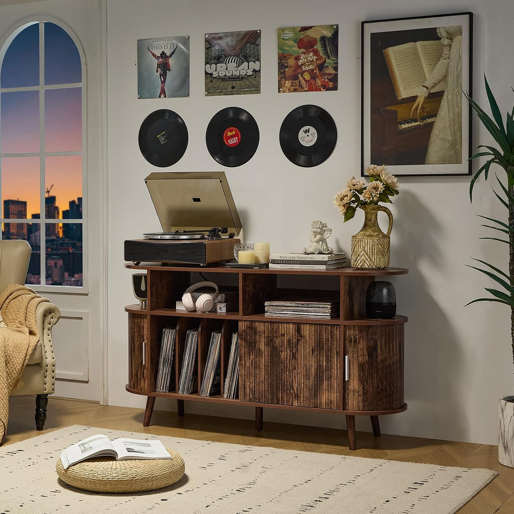 LELELINKY Extra Large Round Record Player Stand with Charging Station & Fluted Panel, Mid Century Modern Turntable Cabinet with Vinyl Storage, Arched Wood Record Player Table for Living Room,Brown