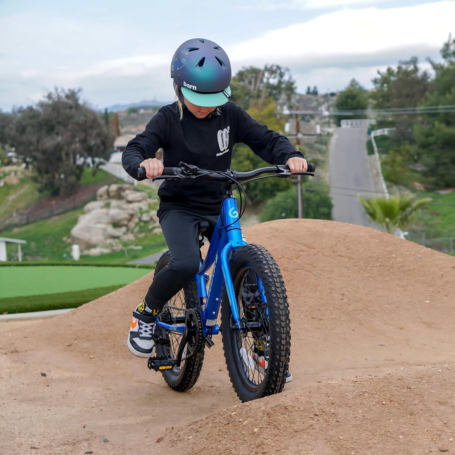 Glerc Mars Kids Mountain Bike, 20 24 Inch Fat Tire Bike for Teen Ages 6-14 Year Old, Bicycle with 2.8-Inch Wide Tires and 6 Speed Drivetrain, Multiple Colors