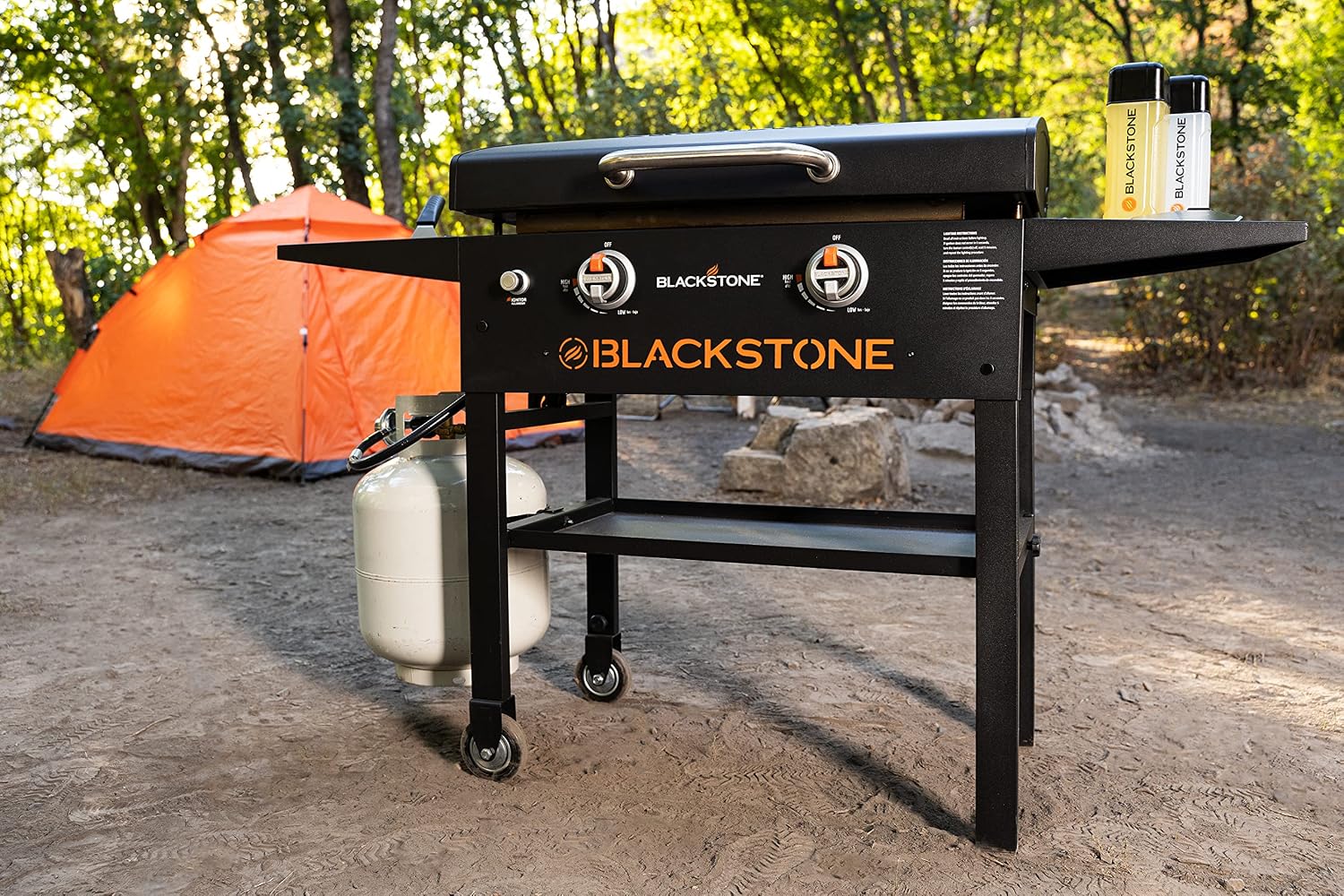 BLACKSTONE 1883 Original 28' Griddle with Integrated Protective Hood and Counter Height Side Shelves, Powder Coated Steel, Black