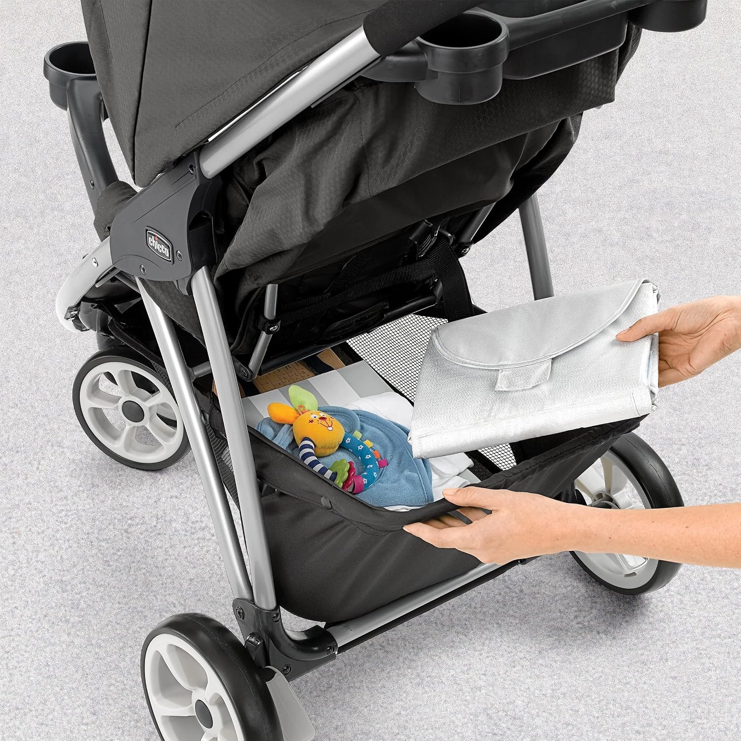 Chicco Viaro Travel System, Viaro Quick-Fold Stroller with KeyFit 30 Infant Car Seat and Base, Apex/Black